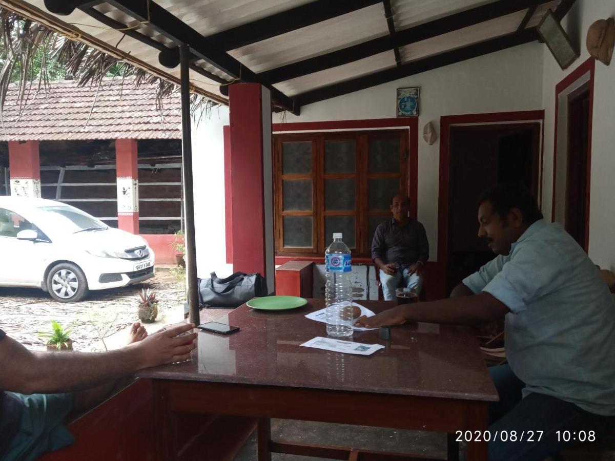 Bb Home Kumbla Luaran gambar